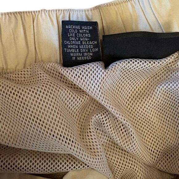 Men's Guide Series Pants Khaki Convertible Zip Off Cargo Hiking Size 44x30 - Picture 2 of 9